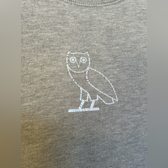 Octobers Very Own OVO Owl Logo Gray Logo Crewneck Sweatshirt Size Small - Picture 2 of 10